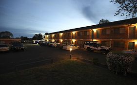 Countryman Motor Inn